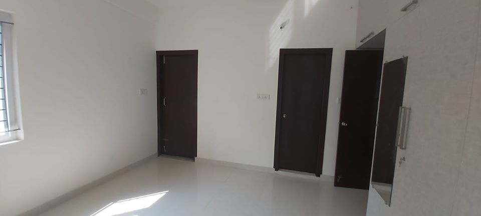 Semi-Furnished-Room-in-1BHK-flat-at-Manyata--Bengaluru-TP22-2708686